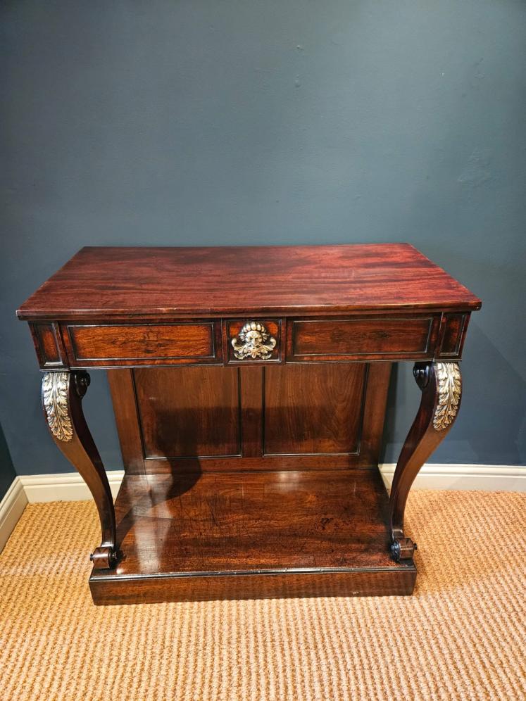 Fine Quality Regency Mahogany Console Table  - Image 3