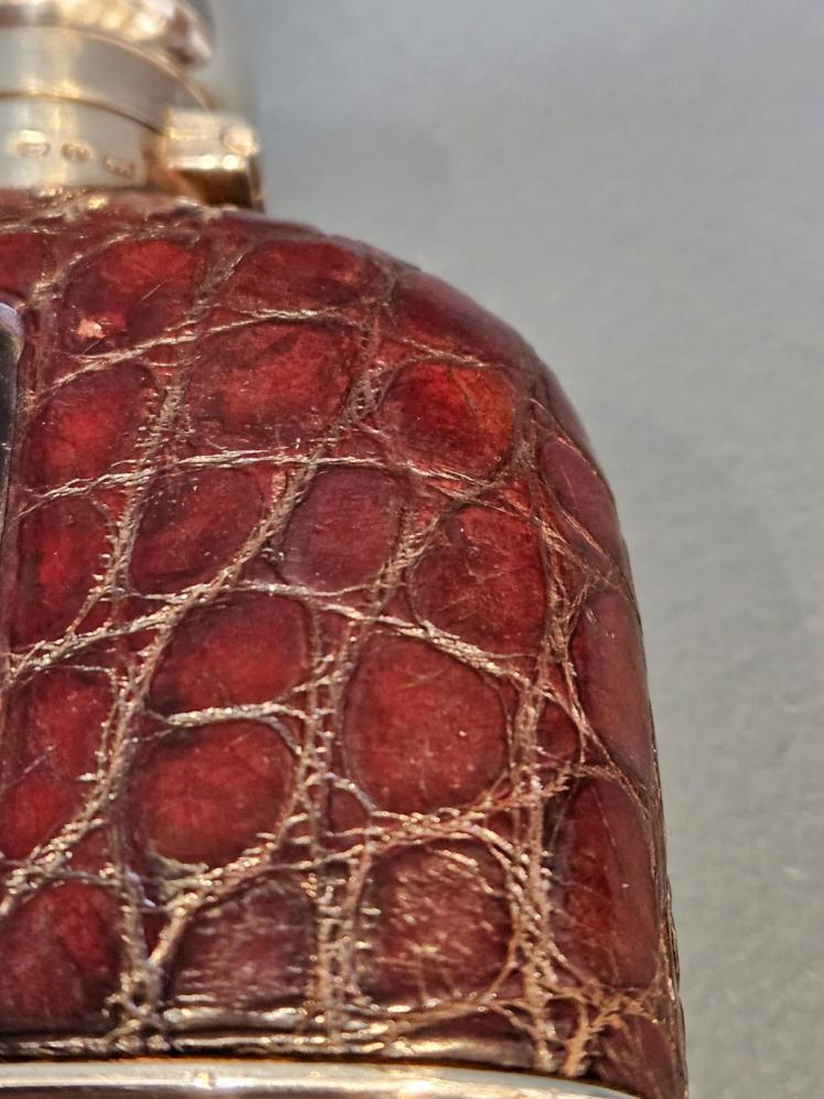 Victorian Silver and Crocodile Skin Hip Flask - Image 4