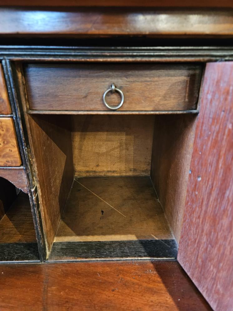 Regency Mahogany Secretaire Chest  - Image 8