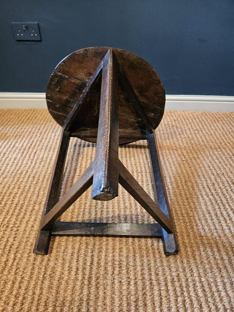 Primitive George III Welsh Oak Cricket Table  - Image 3