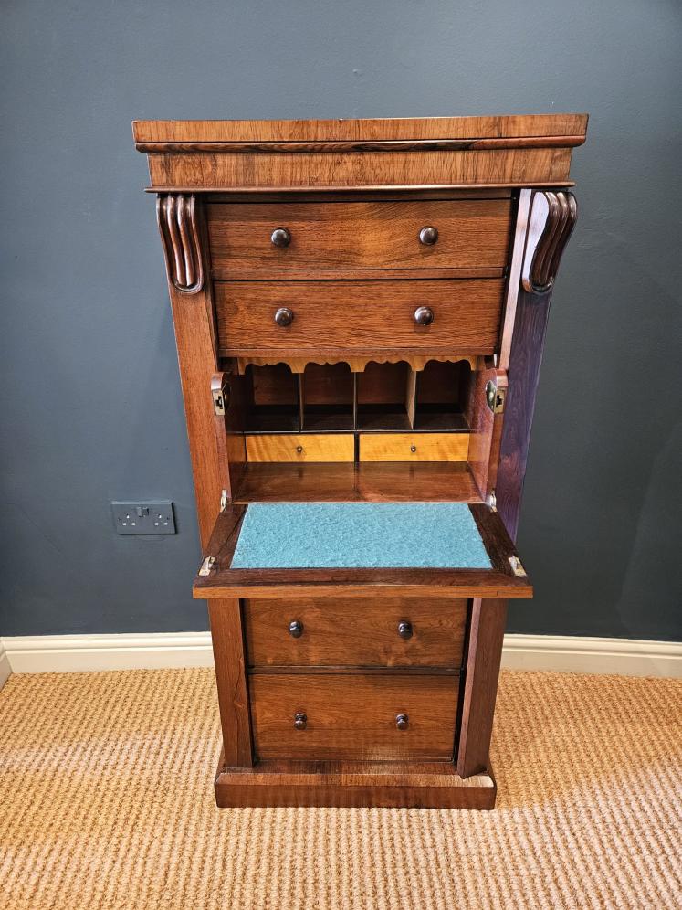 Early Victorian Rosewood Secretaire Wellington Chest  - Image 7