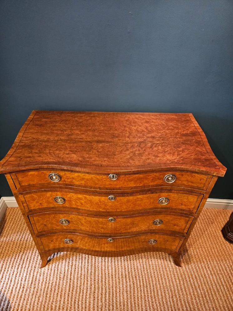 Regency Birds Eye Maple Serpentine Front Chest of Drawers - Image 7
