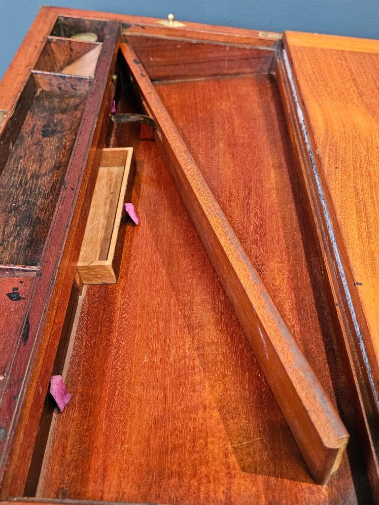 Large Early Victorian Mahogany Writing Slope - Image 6