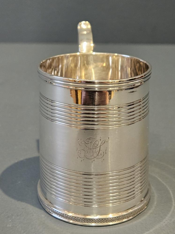 Early Victorian Silver Mug - Image 4