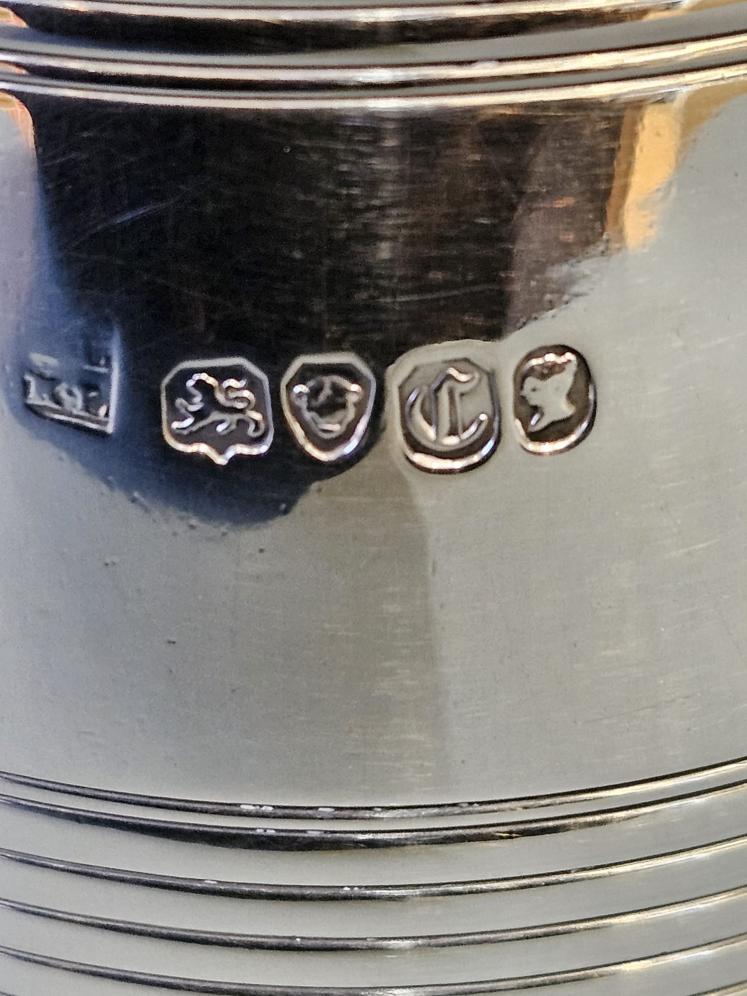 Early Victorian Silver Mug - Image 3