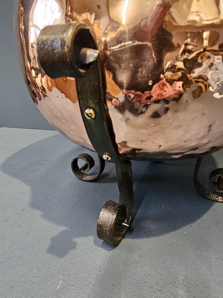 Arts and Crafts Copper and Wrought Iron Coal Scuttle - Image 7