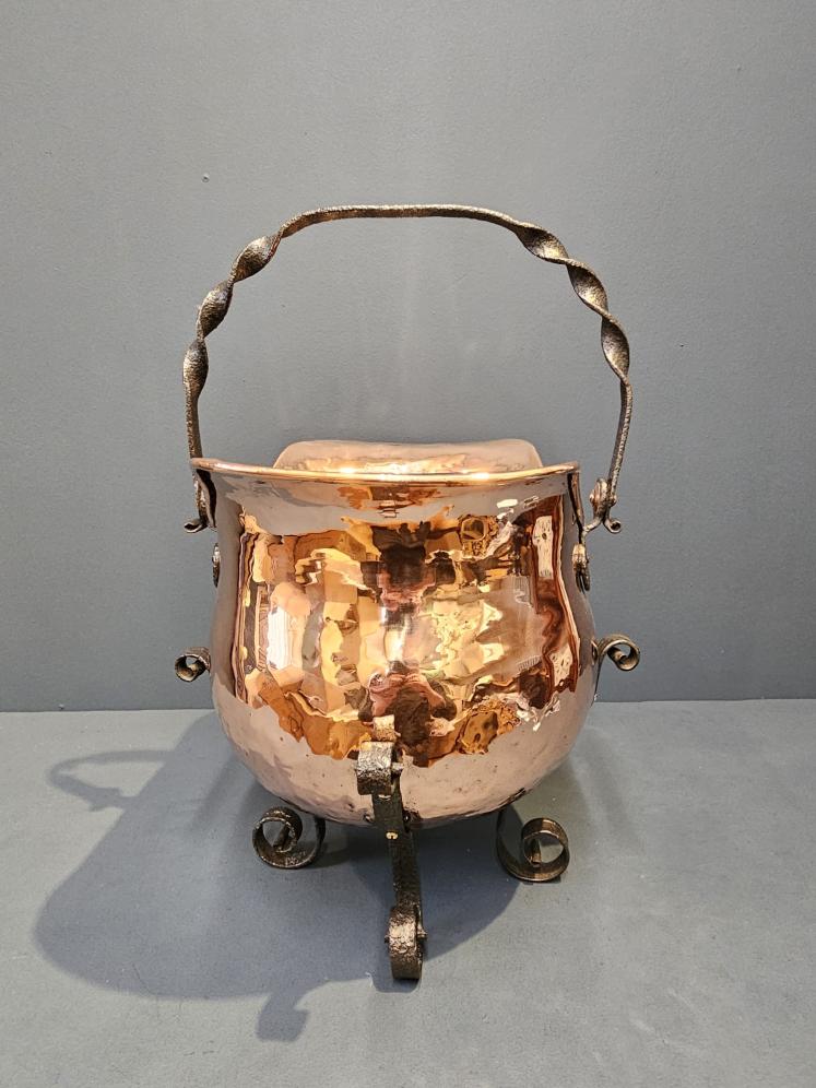 Arts and Crafts Copper and Wrought Iron Coal Scuttle - Image 6