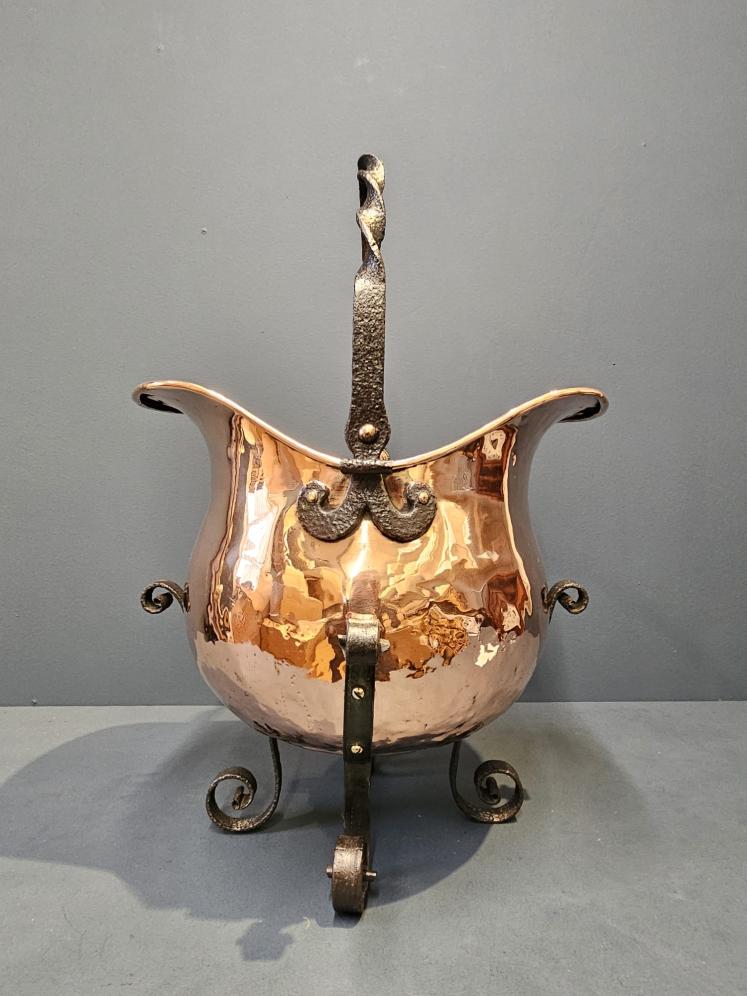 Arts and Crafts Copper and Wrought Iron Coal Scuttle - Image 2
