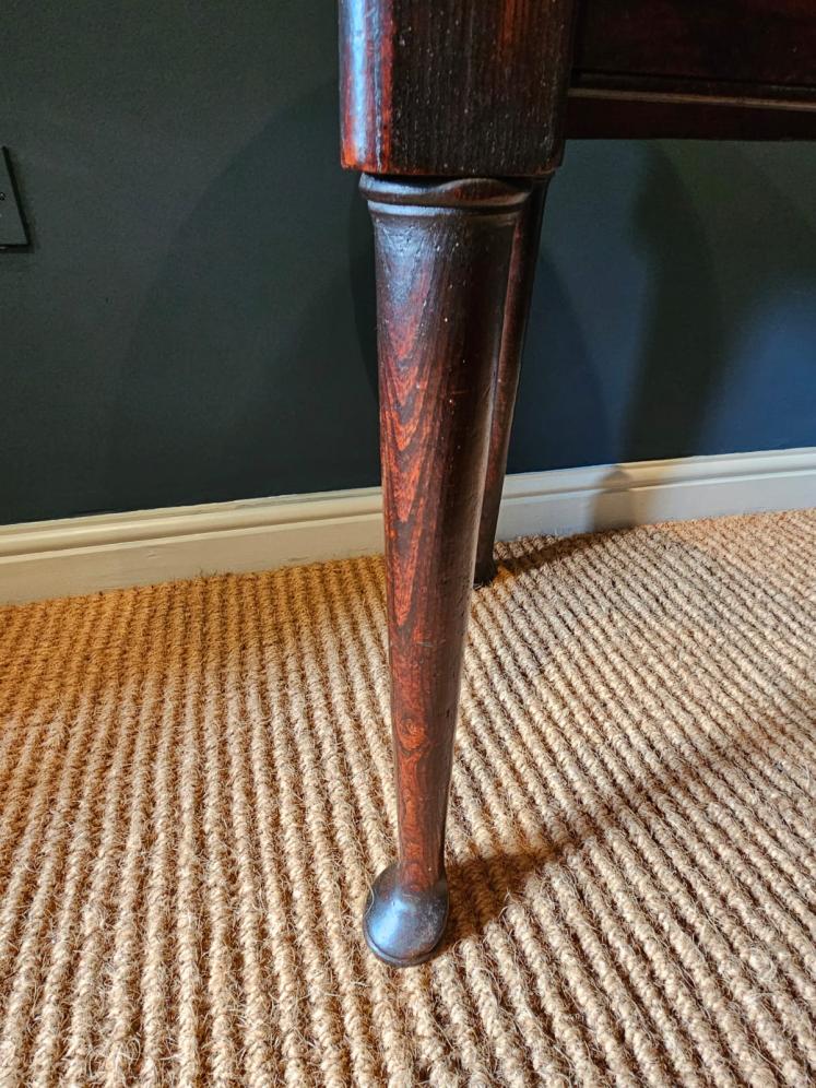George III Elm Pad Foot Cricket Table - Image 5