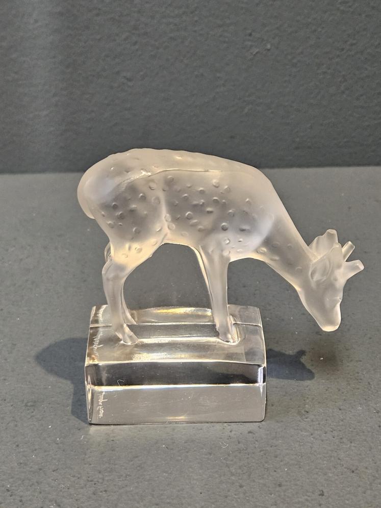 Lalique Opalescent Fawn - Image 1