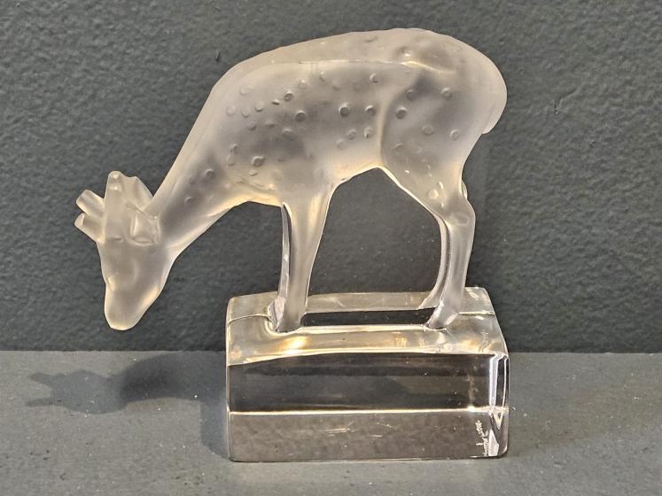 Lalique Opalescent Fawn - Image 3
