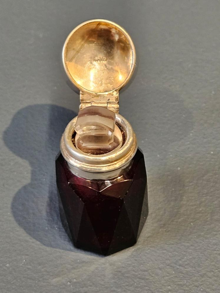 Edwardian Faceted Ruby Glass Silver Topped Scent Bottle - Image 3