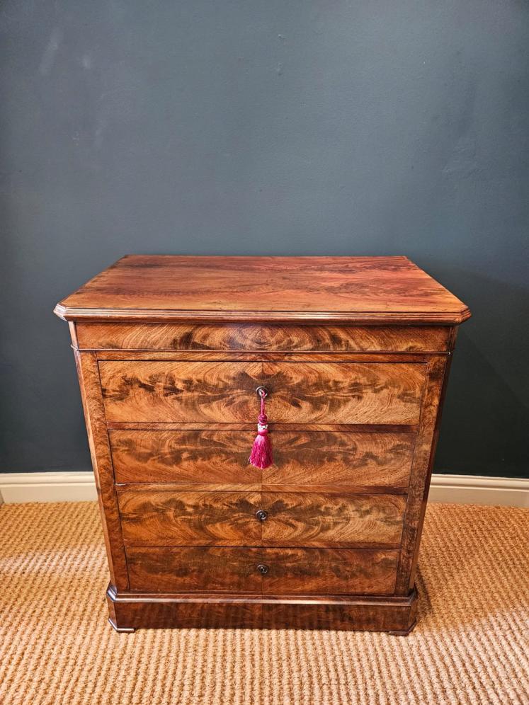 Fine Quality Figured Mahogany Biedermeier Chest Of Drawers - Image 1
