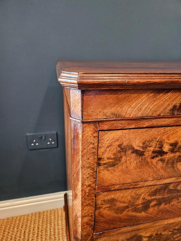 Fine Quality Figured Mahogany Biedermeier Chest Of Drawers - Image 7