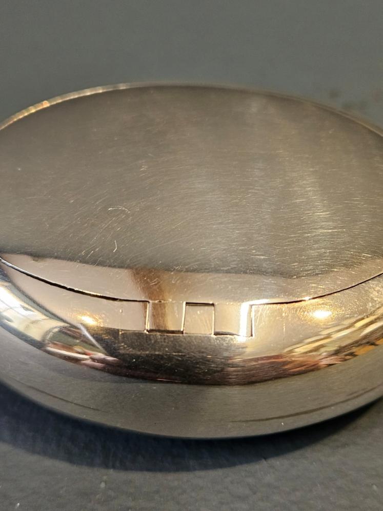 Edwardian Small Silver Squeeze Tobacco Pebble - Image 6