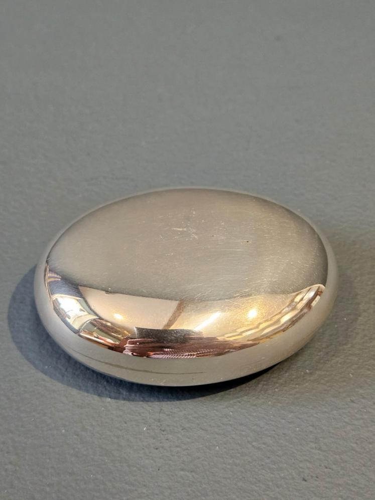 Edwardian Small Silver Squeeze Tobacco Pebble - Image 5