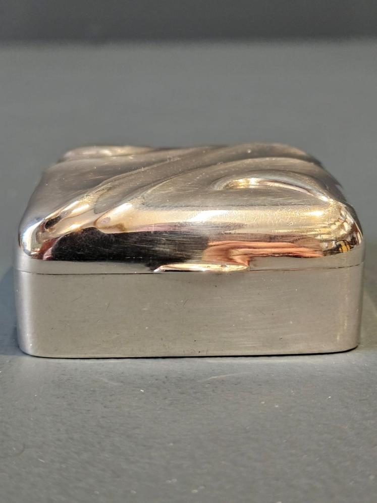Art Nouveau Silver Pill Box - Image 6