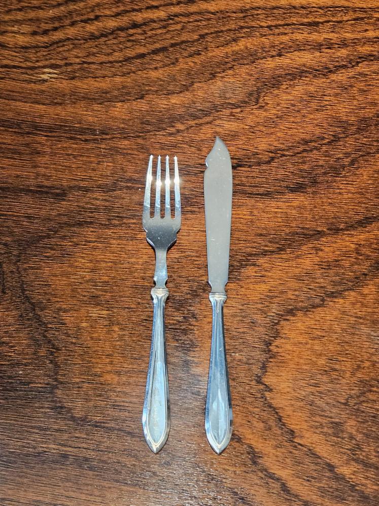 Edwardian Canteen of Cutlery in Side Table - Image 2