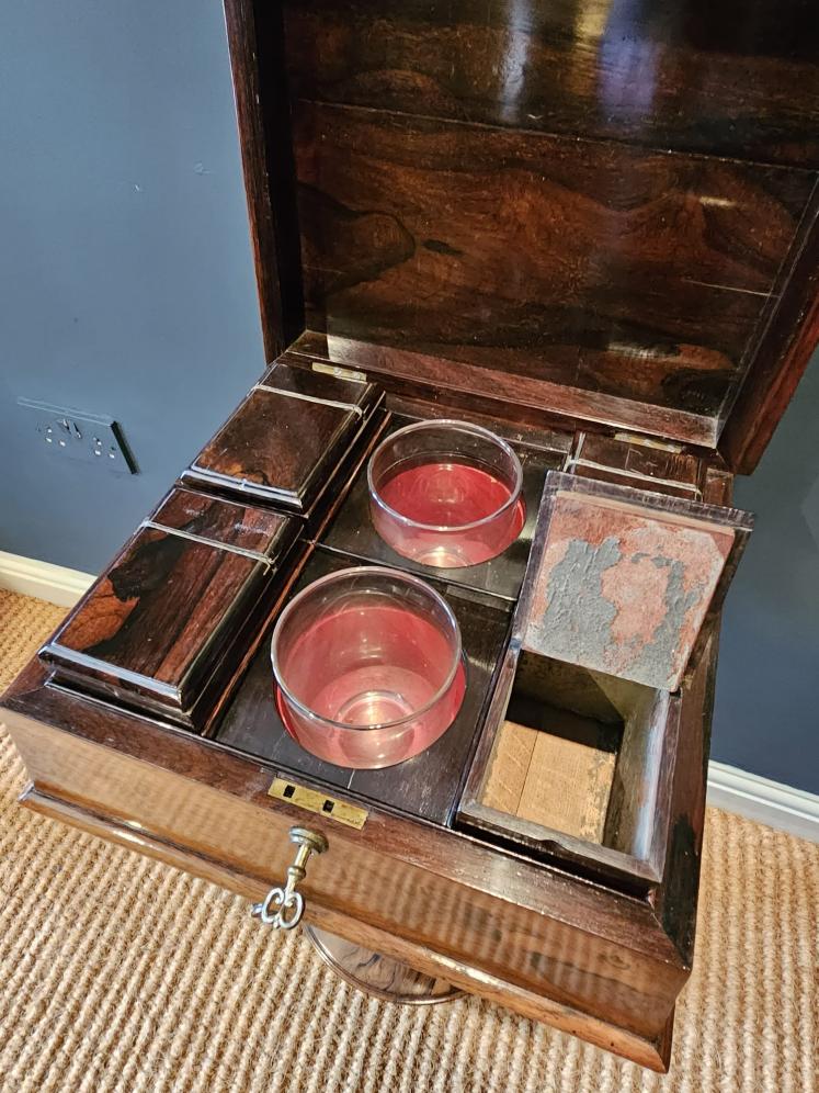 William IV Rosewood Teapoy - Image 2