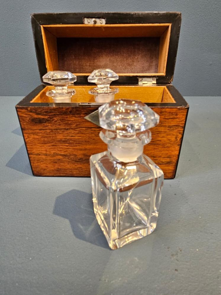Victorian Rosewood Scent Box and Bottles - Image 4