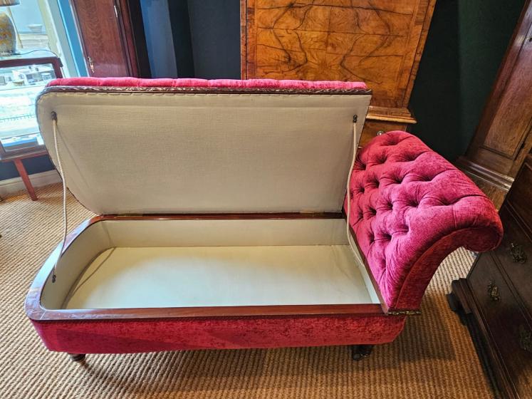 Victorian Chaise Longue - Image 6
