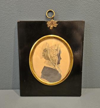 Victorian Framed Silhouette of a Lady