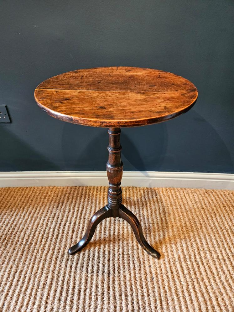 Small George III Oak Tripod Table - Image 5