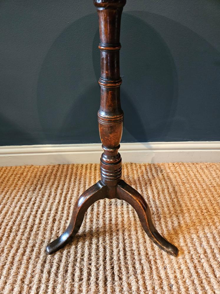 Small George III Oak Tripod Table - Image 4