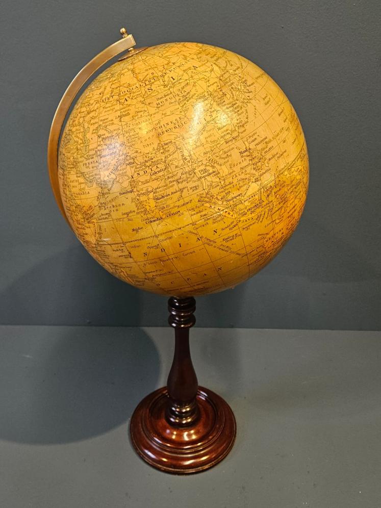 Superior Quality 1920's Geographia 10" Globe on Mahogany Pedestal - Image 6