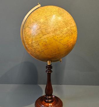 Superior Quality 1920's Geographia 10" Globe on Mahogany Pedestal - Image