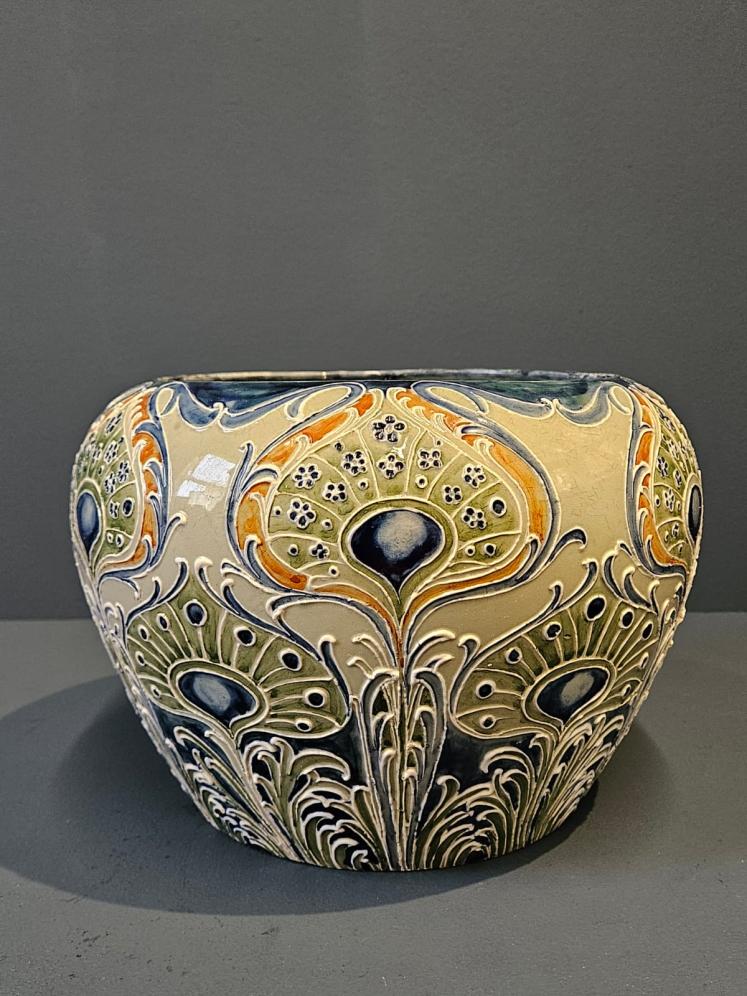 Moorcroft Peacock Feathers Florin Jardiniere - Image 4