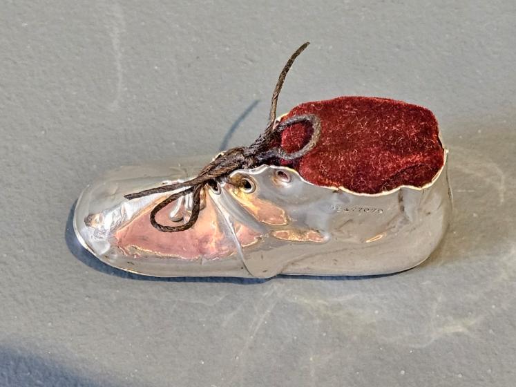 Edwardian Silver Child's Boot Pin Cushion - Image 5