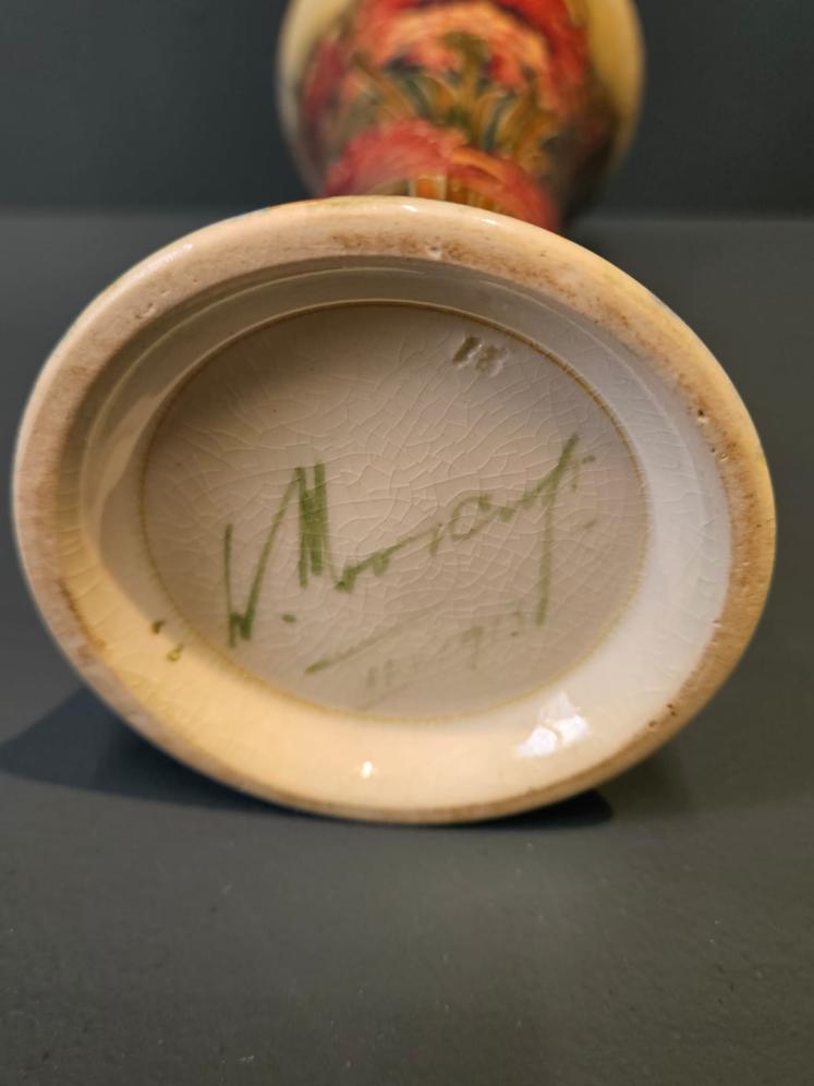 Early Moorcroft Cornflower Vase  - Image 4