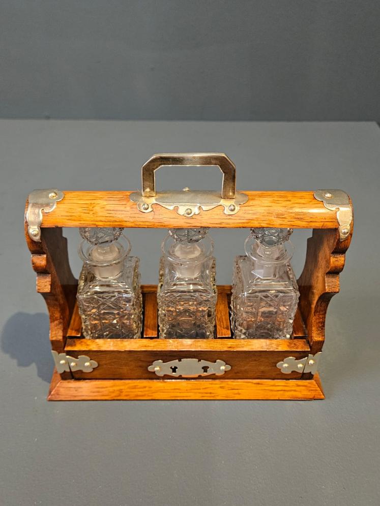 Victorian Oak Miniature Tantalus  - Image 3