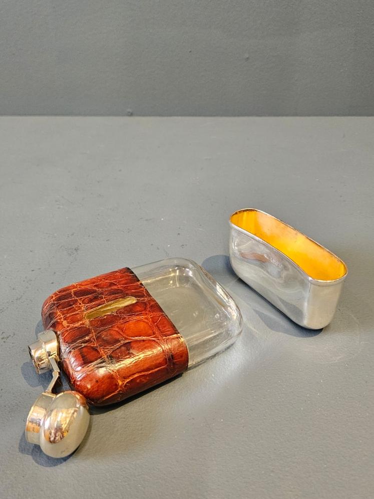Hukin & Heath Silver Hip Flask  - Image 5