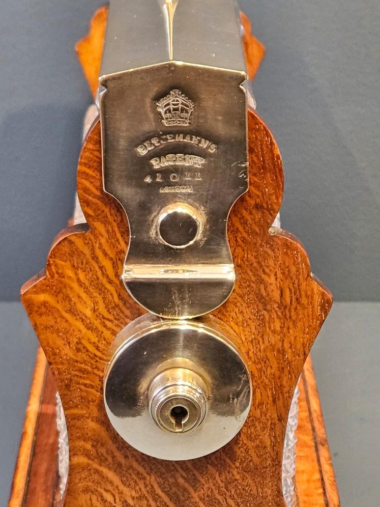 Victorian Oak and Silver Plated Three Bottle Tantalus - Image 7