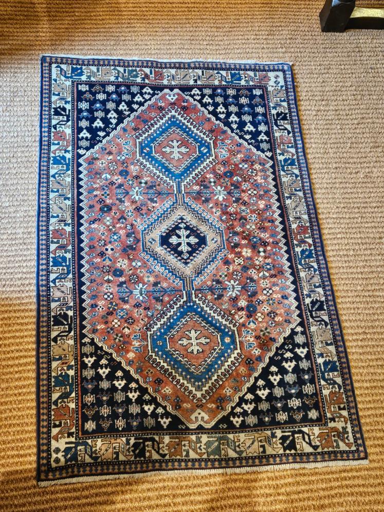 Persian Hand Knotted Qashqai Pure Wool Rug  - Image 6