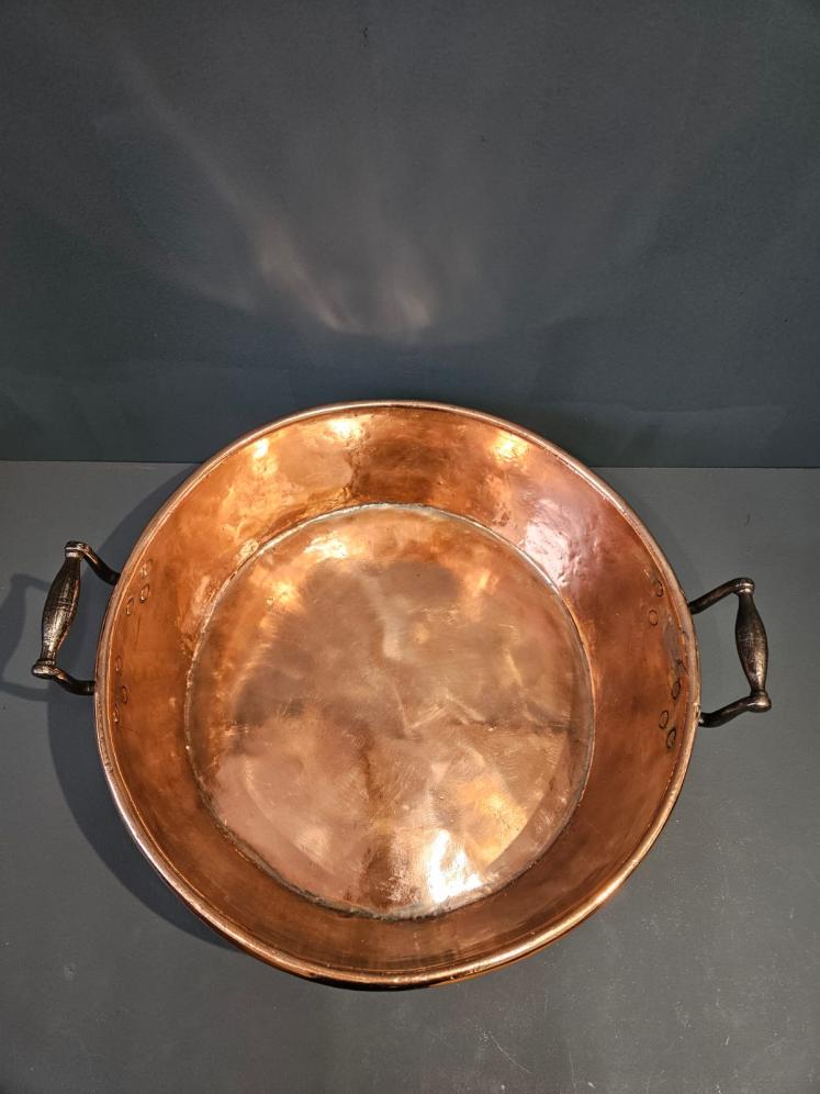 Large Early Victorian Copper Cream Pan - Image 3