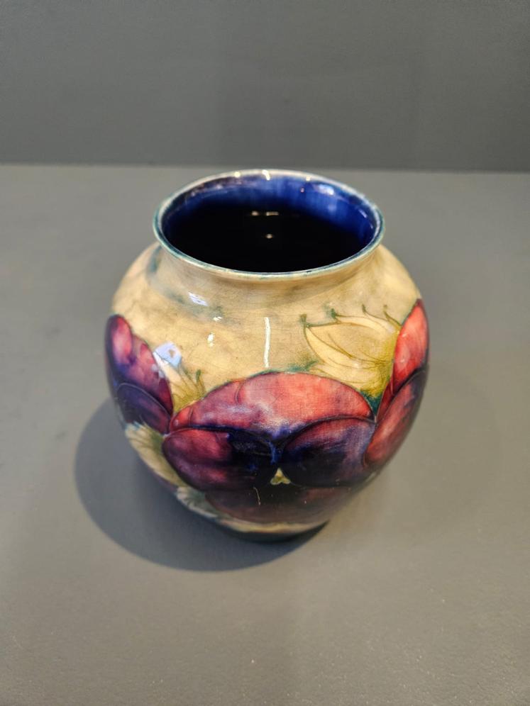 Early Moorcroft Pansy Grey Top Vase - Image 3