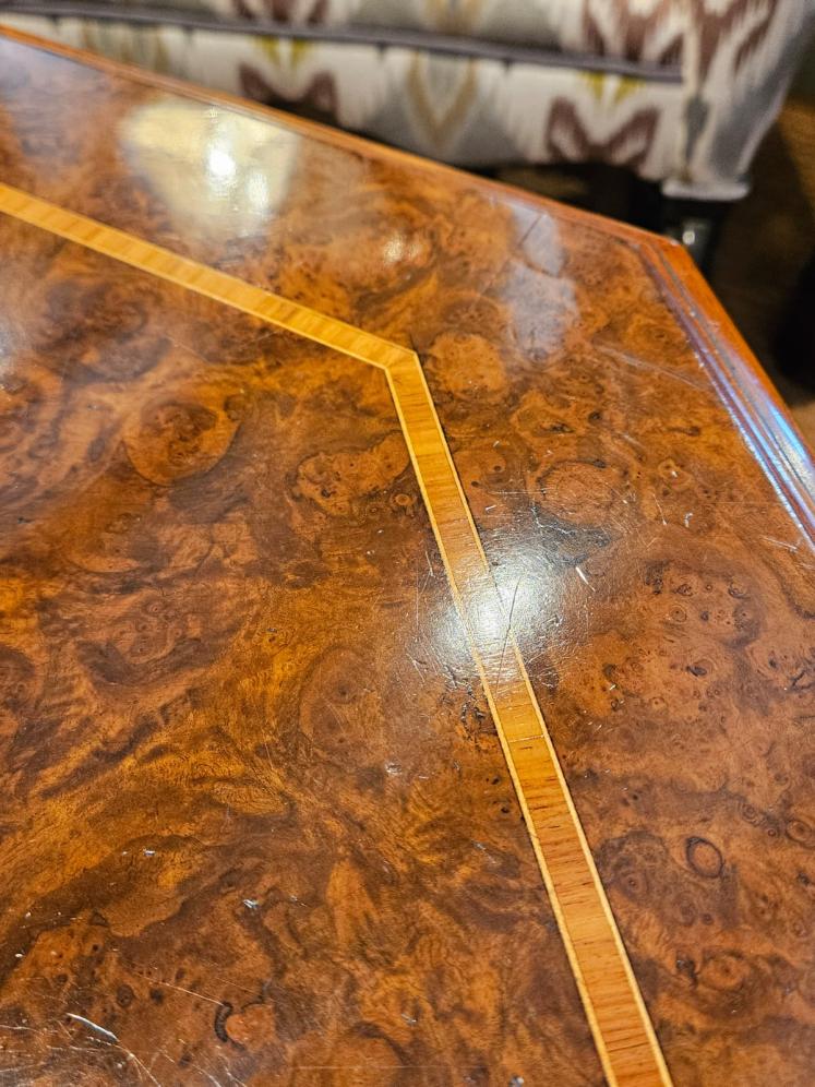 Large Superb Victorian Burr Walnut Octagonal Coffee Table  - Image 4