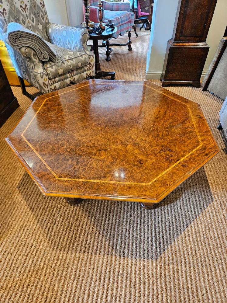 Large Superb Victorian Burr Walnut Octagonal Coffee Table  - Image 2