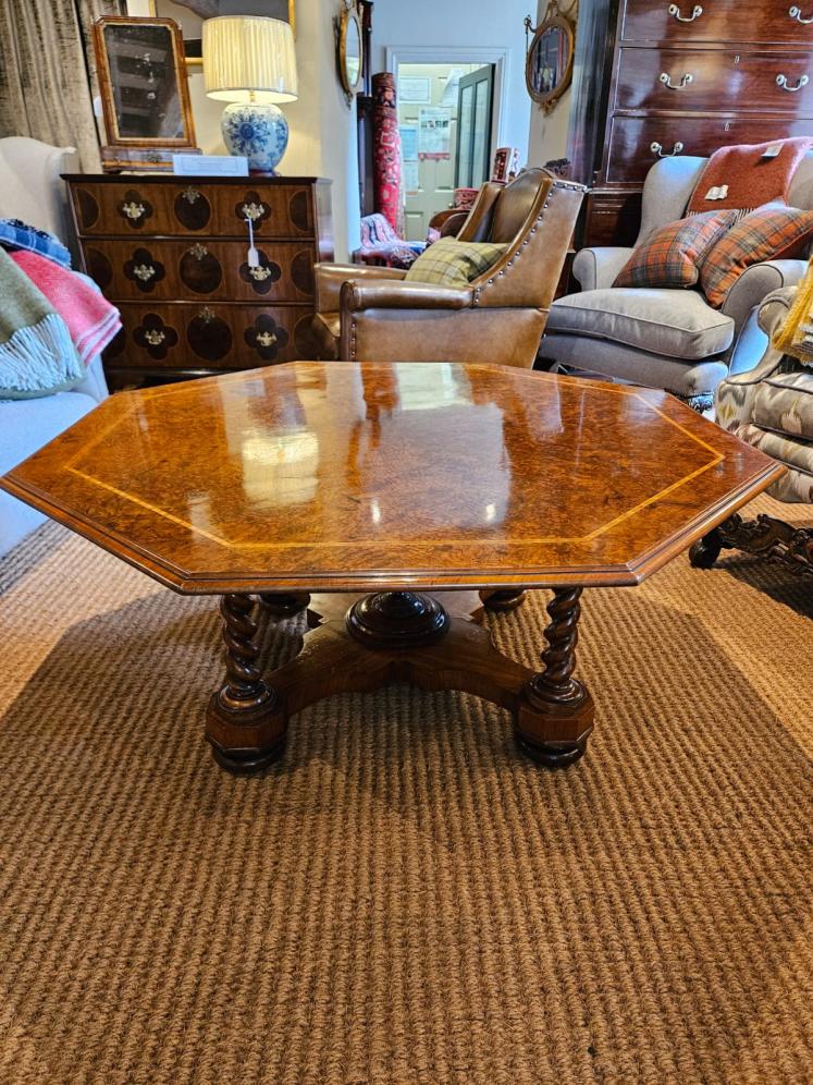 Large Superb Victorian Burr Walnut Octagonal Coffee Table  - Image 1