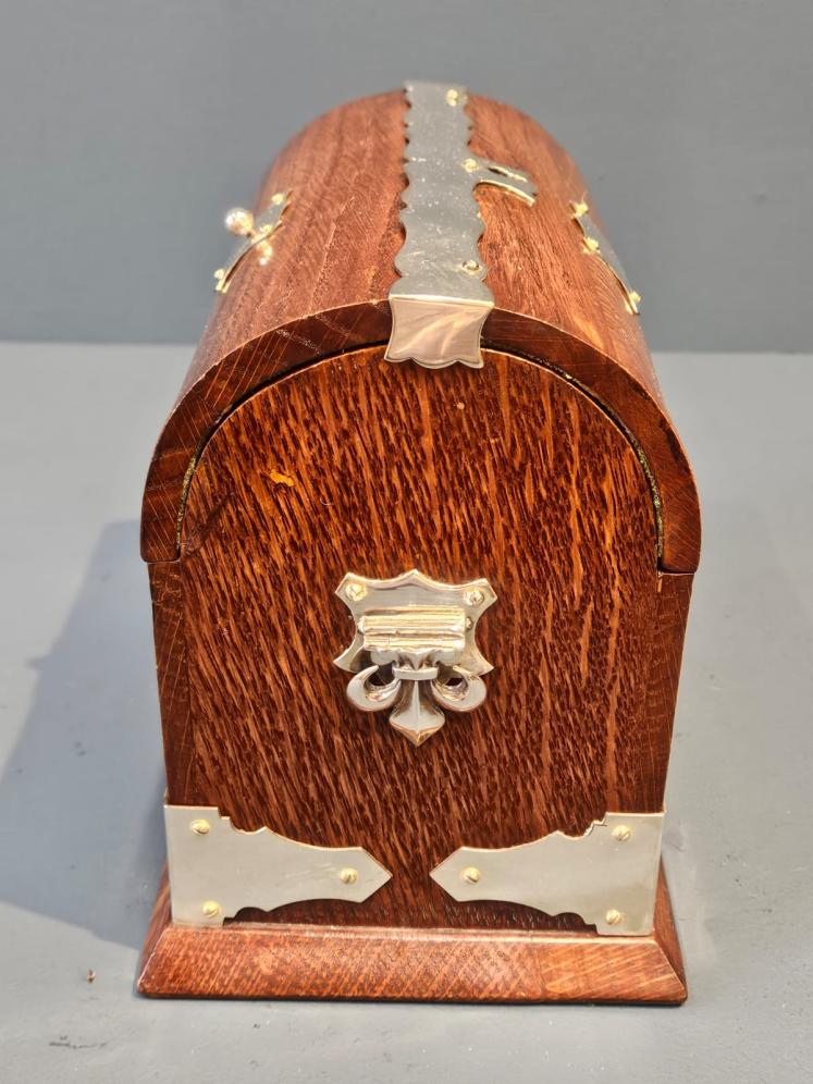 Victorian Oak and Silver Plated Butterfly Opening Tea Caddy - Image 7