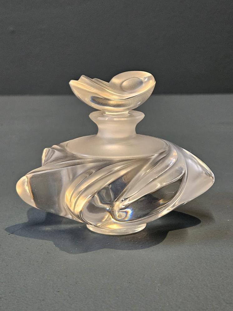 Lalique Samoa Perfume Bottle - Image 1