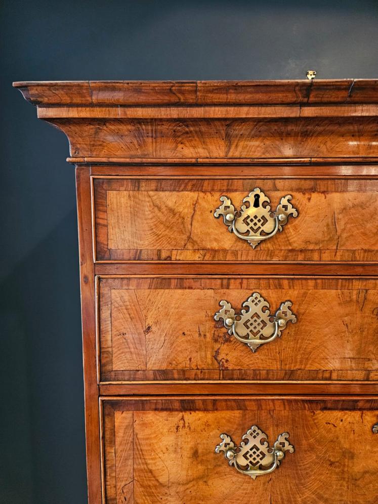 George II Walnut Chest on Chest  - Image 6