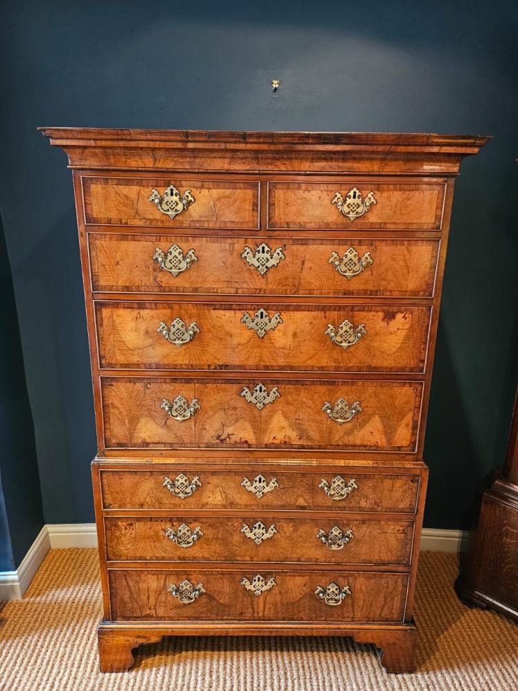 George II Walnut Chest on Chest  - Image 5