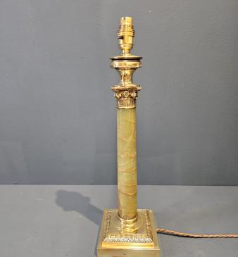 Late Victorian Brass and Marble Table Lamp - Image