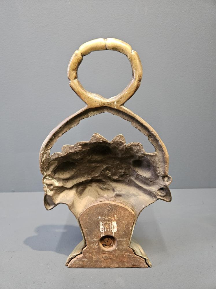 Victorian Cast Brass Flower Basket Door Stop - Image 5