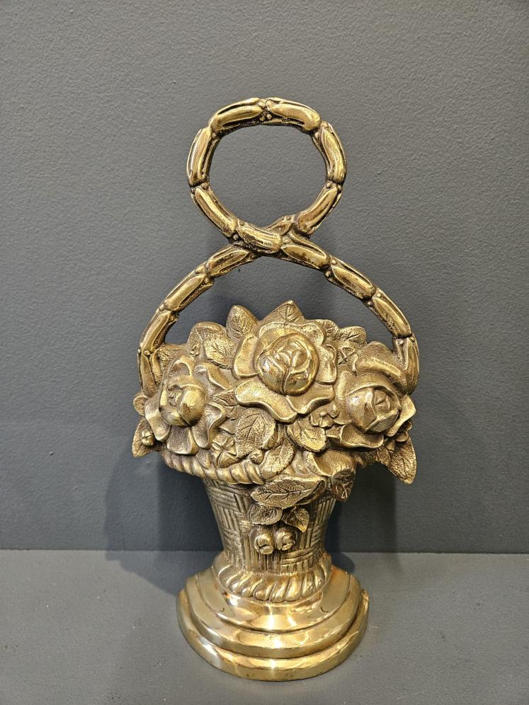 Victorian Cast Brass Flower Basket Door Stop - Image 4
