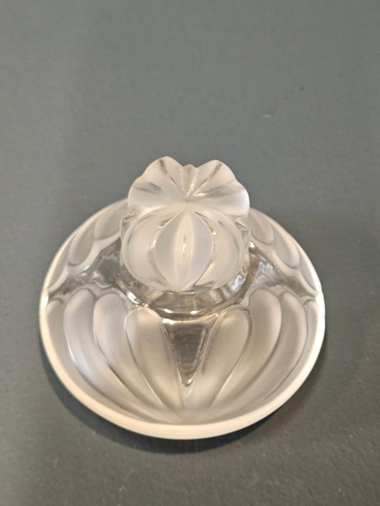 Lalique Thais Perfume Bottle - Image 4